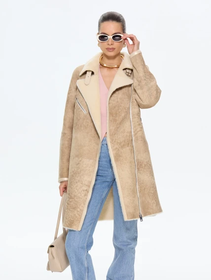 Бежевая женская дубленка косуха 2069, размер 42, артикул 65200-7
