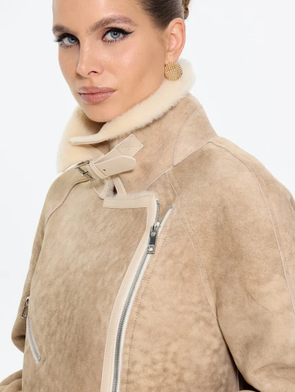 Бежевая женская дубленка косуха 2069, размер 42, артикул 65200-2