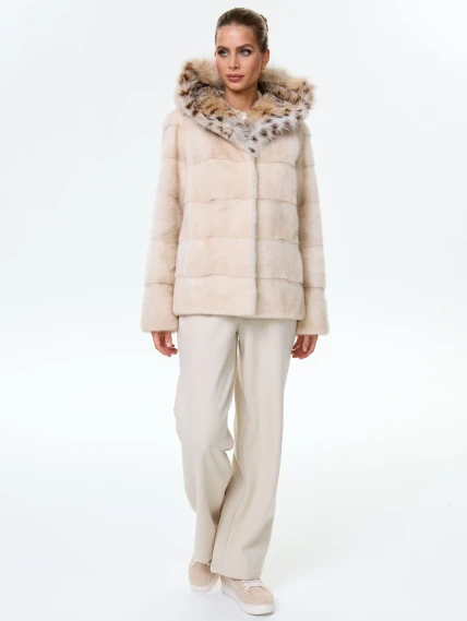 Норковая шуба женская с капюшоном и отделкой рысевидной кошкой Юля(к), жемчужная, размер 48, артикул 34130-1