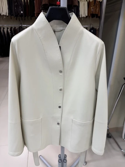 Женская белая кожаная куртка 3105, размер 46, артикул 92150-0